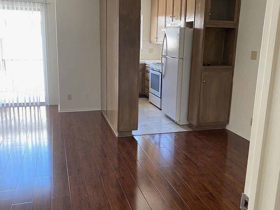 1st image of 1229 12th St APT 8