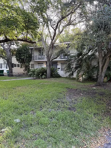 4855 University Dr #4855 Photo 1