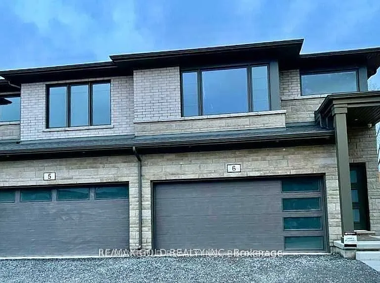 4552 Portage Rd #6 — Photo 1