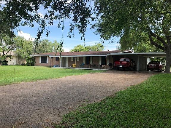3rd image of 877 W Fox Ave