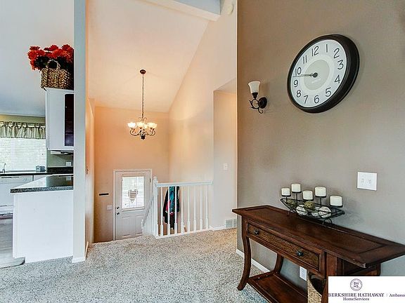 3rd image of 3306 Wilhelminia Dr