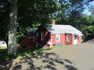 444 Henshaw St, Leicester, MA 01524