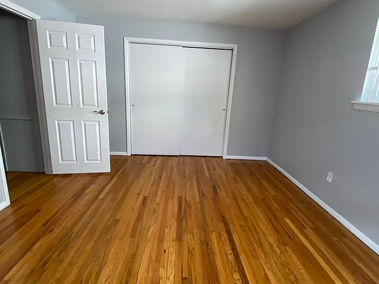 441 Ford St — Photo 10