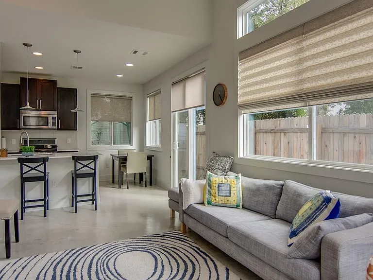 1702 W Saint Johns Ave #B — Photo 4