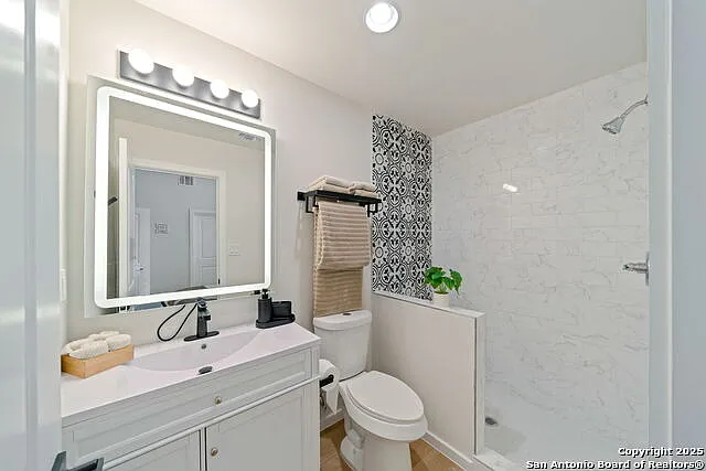 1104 S Gevers St — Photo 14