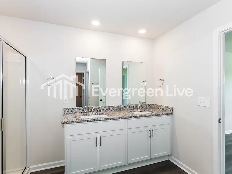 1190 Ridgeford Dr — Photo 15