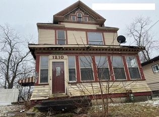 1210 Erie St, East Liverpool, OH 43920