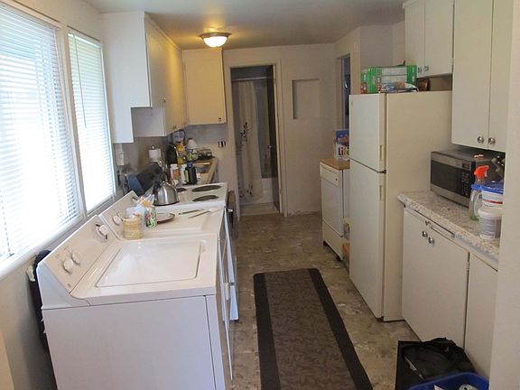 3rd image of 3828 188th St SW