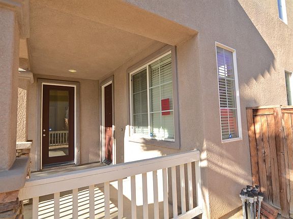 4th image of 15039 Strawberry Ln