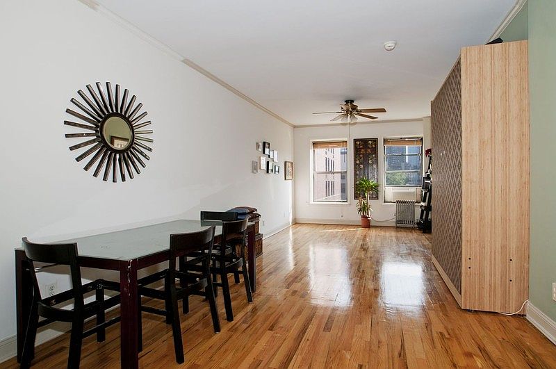 1st image of 451 W 48th St
