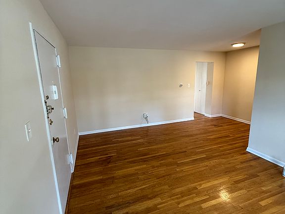 3rd image of 226 Prospect Ave