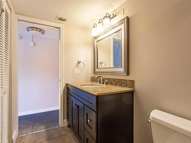 2501 Antigua Ter #D1 — Photo 30