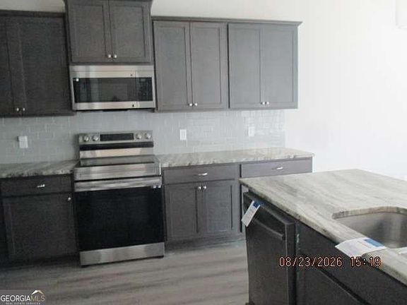 4th image of 110 Brightleaf Cir