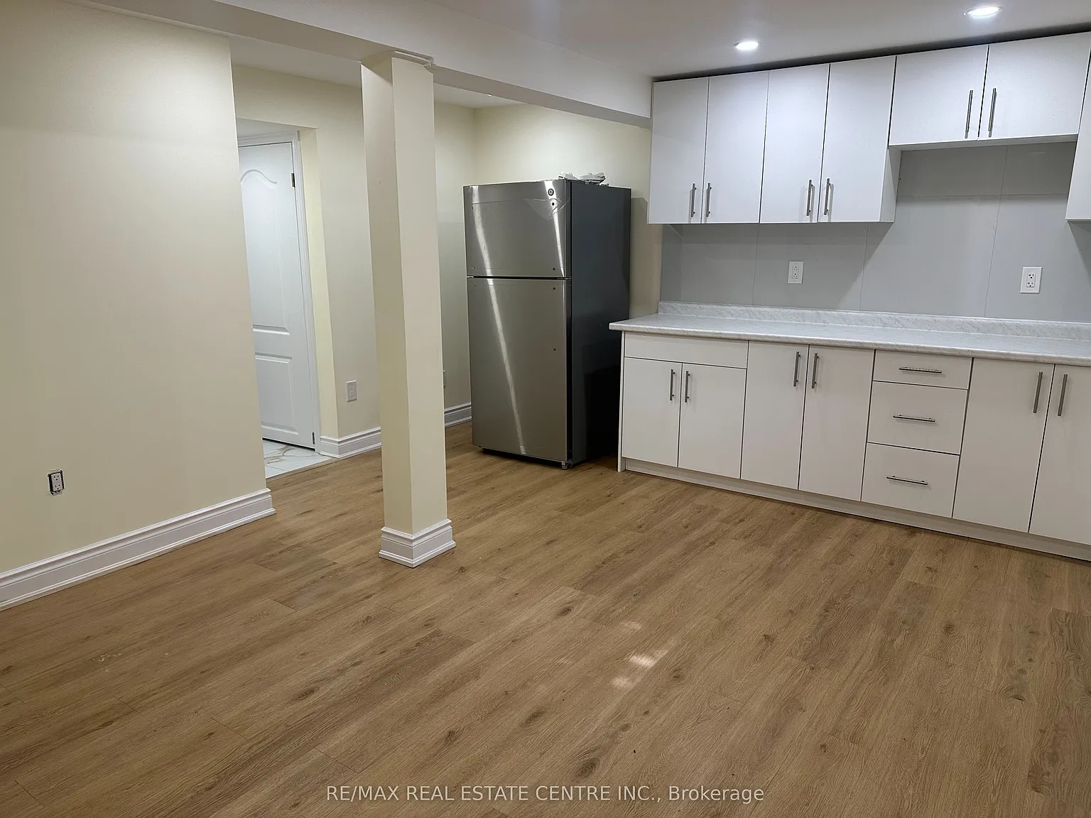 3 bed, $2,250 — Photo 4