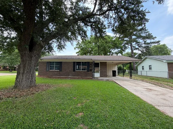 1401 Gardenia St, Bossier City, LA 71112