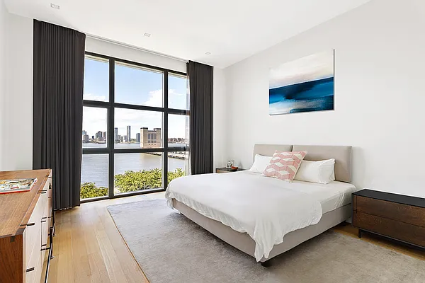 Sold by Compass | media 7