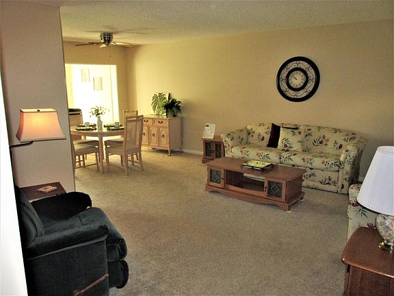 4th image of 8 Colonial Club Dr APT 102