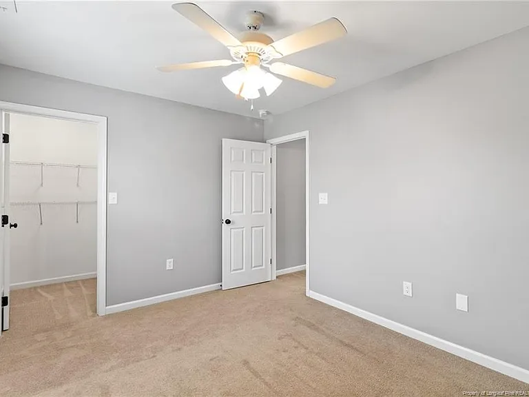 118 Newport Ct — Photo 28