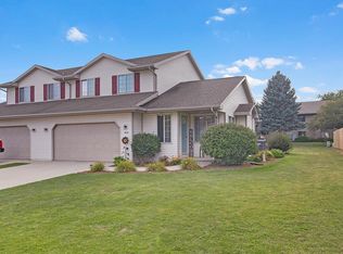 4616 Fox Grove Rd, Sheboygan, WI 53081