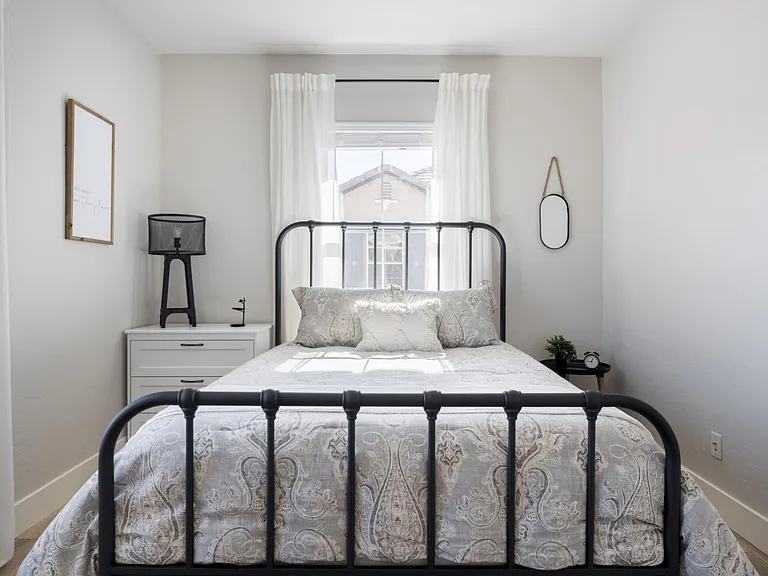 Another Queen sized comfy bed in bedroom 2