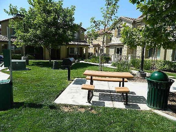 5th image of 15683 Lasselle St APT 64