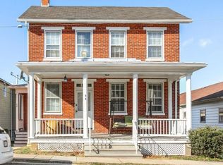 44 N Main St, Mount Wolf, PA 17347