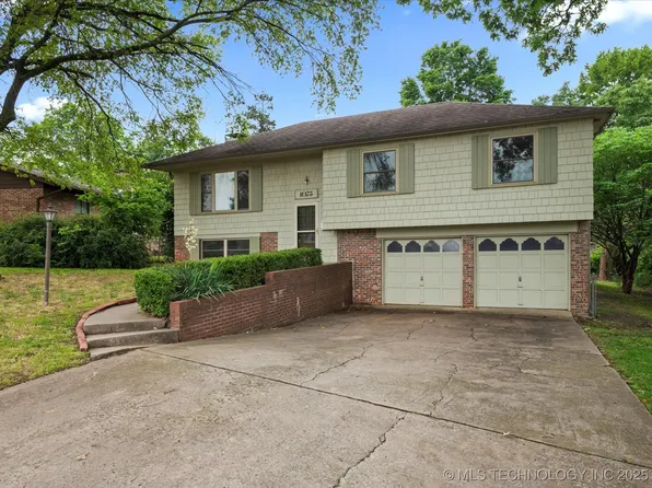 1075 Renick Ln, Bartlesville, OK 74006