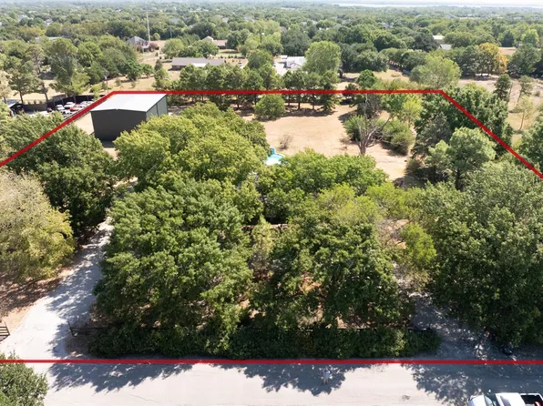 440 Holly Ln, Lucas, TX 75002