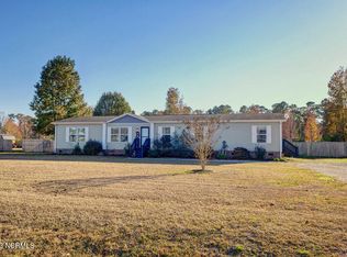 143 Striker Ct, Rocky Point, NC 28457