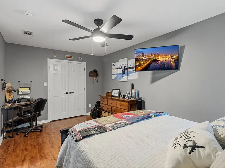 3766 Oldenburg Ln — Photo 11