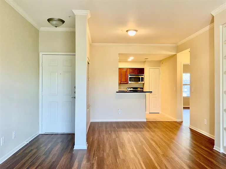 6000 Shepherd Mountain Cv #315 — Photo 8