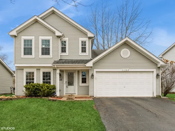 1164 Lakewood Cir, Naperville, IL 60540