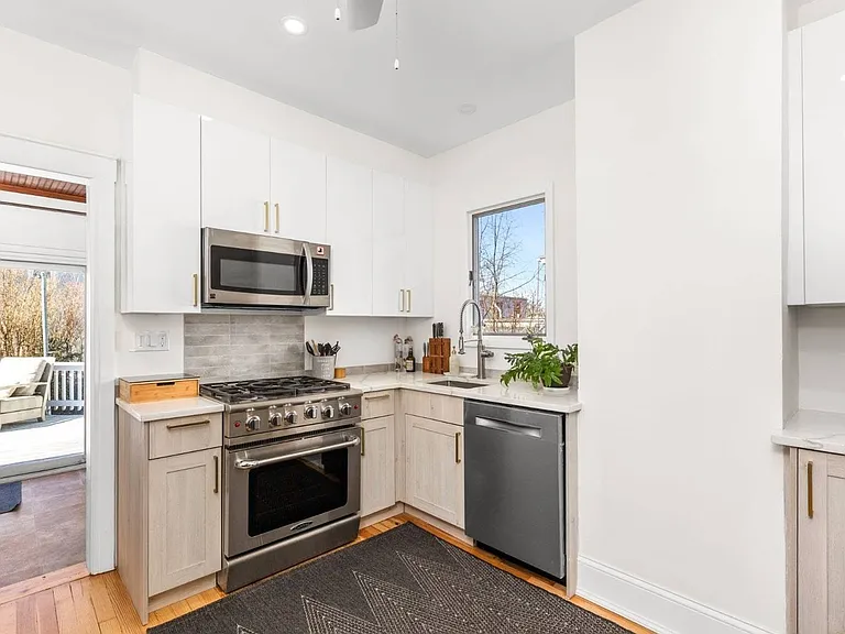 401 Hunter Ave — Photo 10