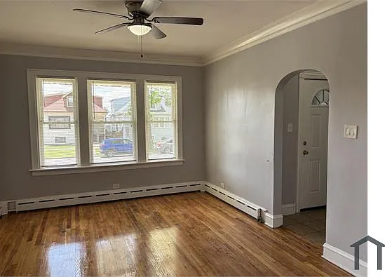 10431 S Avenue F — Photo 5