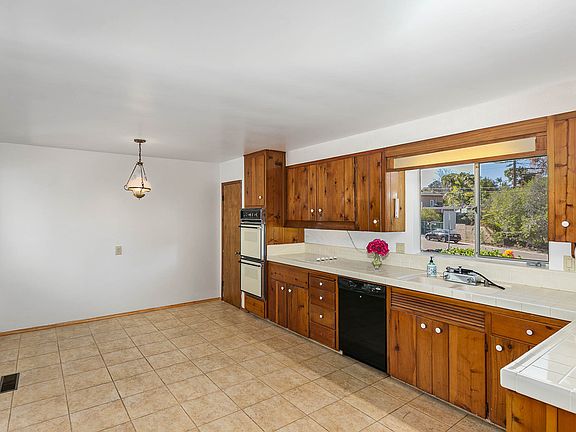 5th image of 3429 Gage Pl
