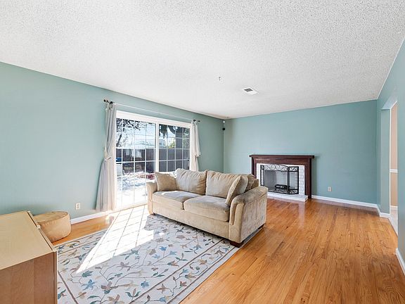 4th image of 2019 Coolidge Dr