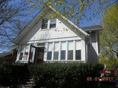 2nd image of 61 Delta St