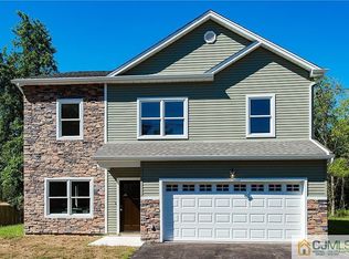 12 Water St, Piscataway, NJ