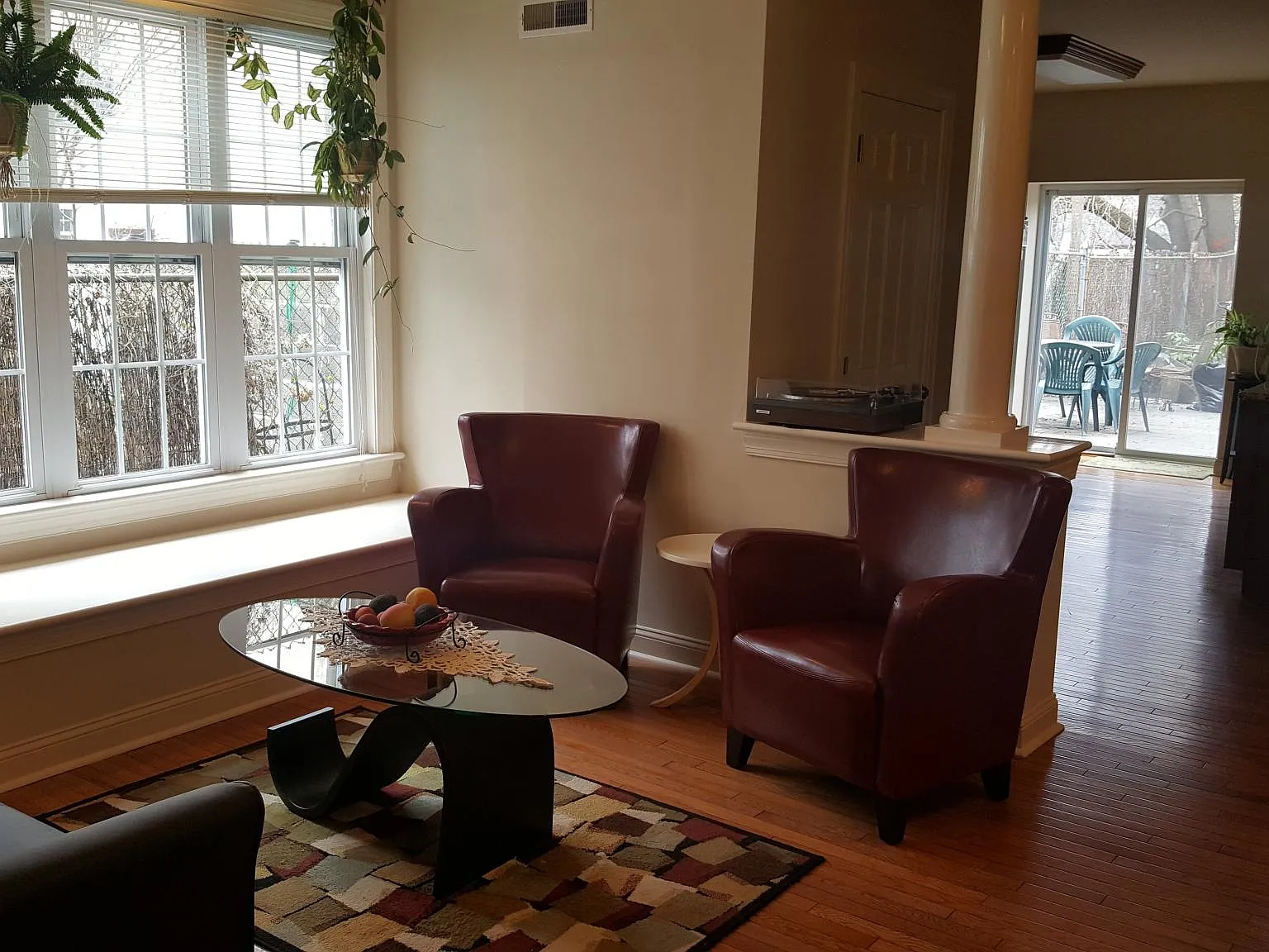 2 bed, 2.5 bath, 1630 sqft, $3,300 — Photo 3