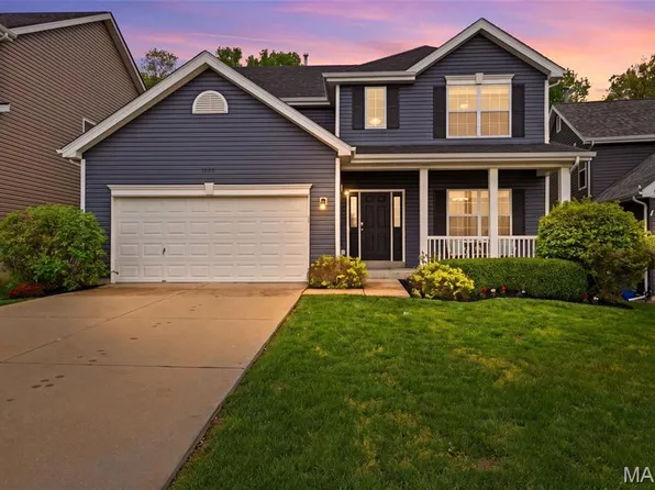 1000 Meramec Grove Dr, Ballwin, MO 63021