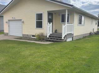 813 2nd St W, Morgan, MN 56266