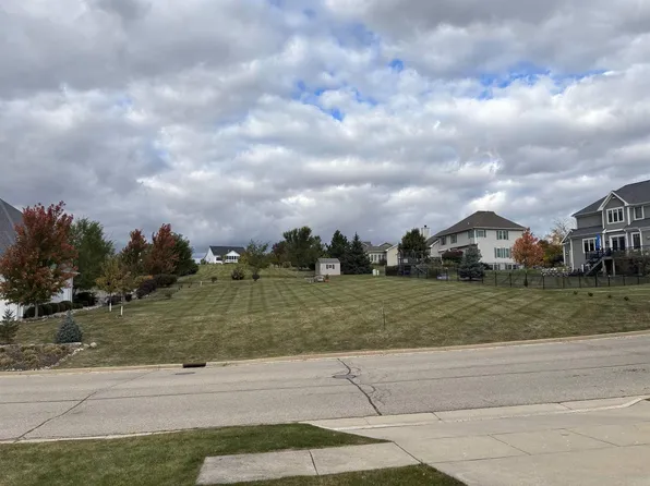 699 South Stone Ridge Drive #72, Lake Geneva, WI 53147