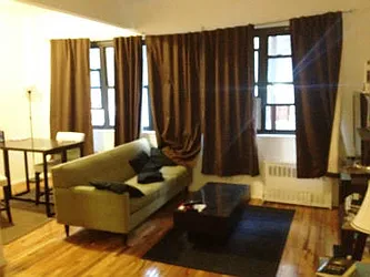 Rented by Plaza Real Estate Group