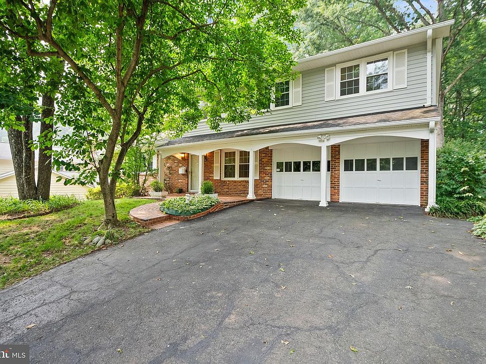 1st image of 8104 Chivalry Rd