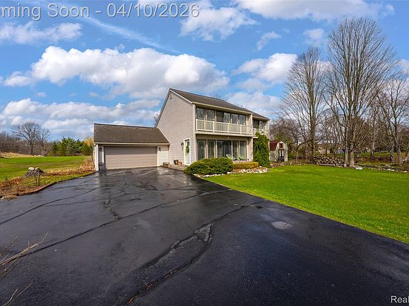 2nd image of 8794 Miller Rd