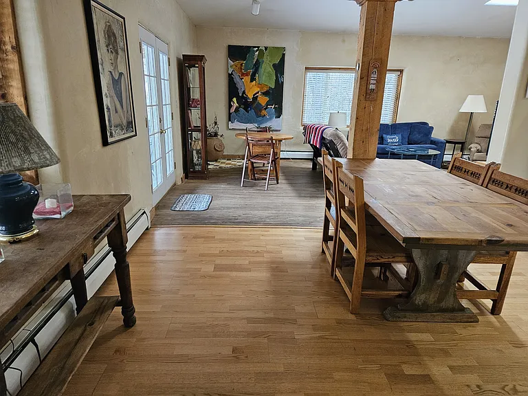 Oakley Ln — Photo 5