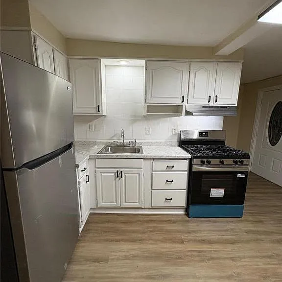 406 N 2nd St — Photo 5