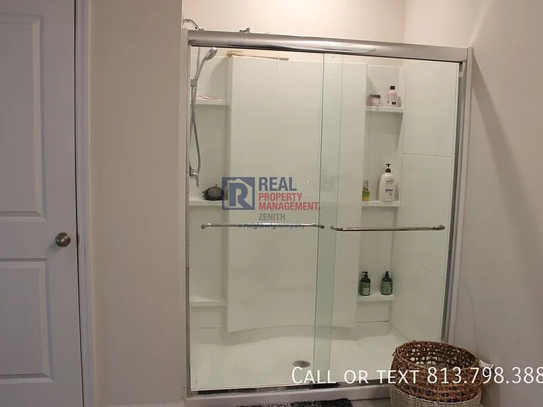 3199 Suncoast Plains Dr — Photo 28