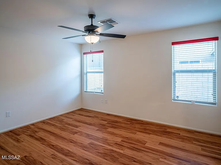 2011 W Mountain Pointe Dr — Photo 21