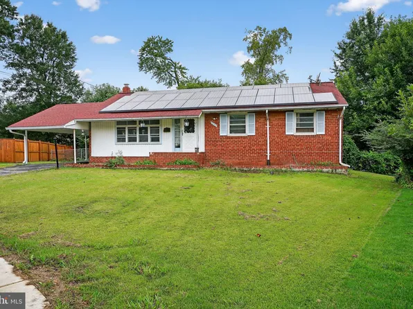 7902 Oland Ct, Hyattsville, MD 20784